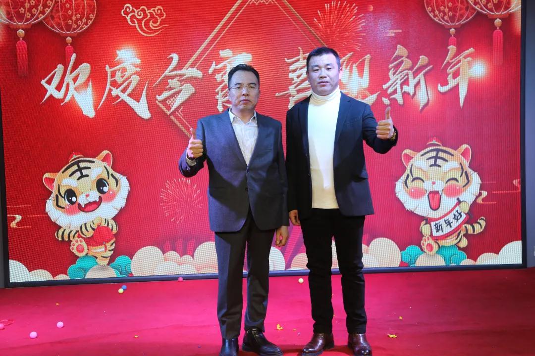 mg冰球突破(中国区)官方网站